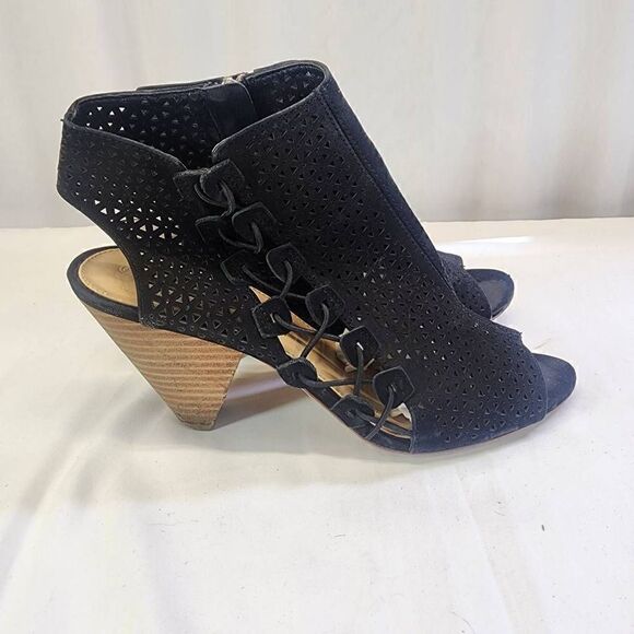 Vince Camuto Black Suede Ankle OpenToe Booties Size 8.5 - Picture 3 of 11